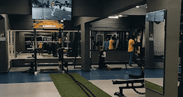 Famous Fitness Studio