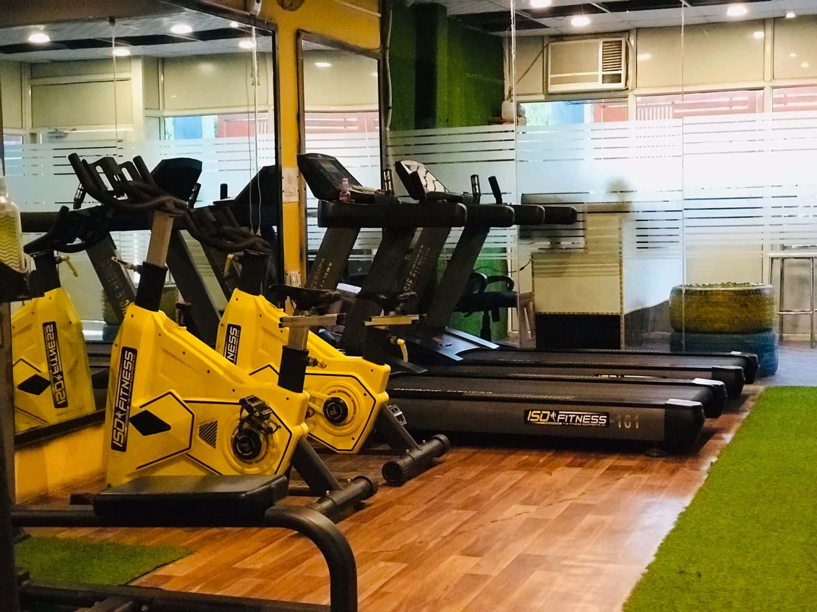 Iso Fitness Unisex Gym