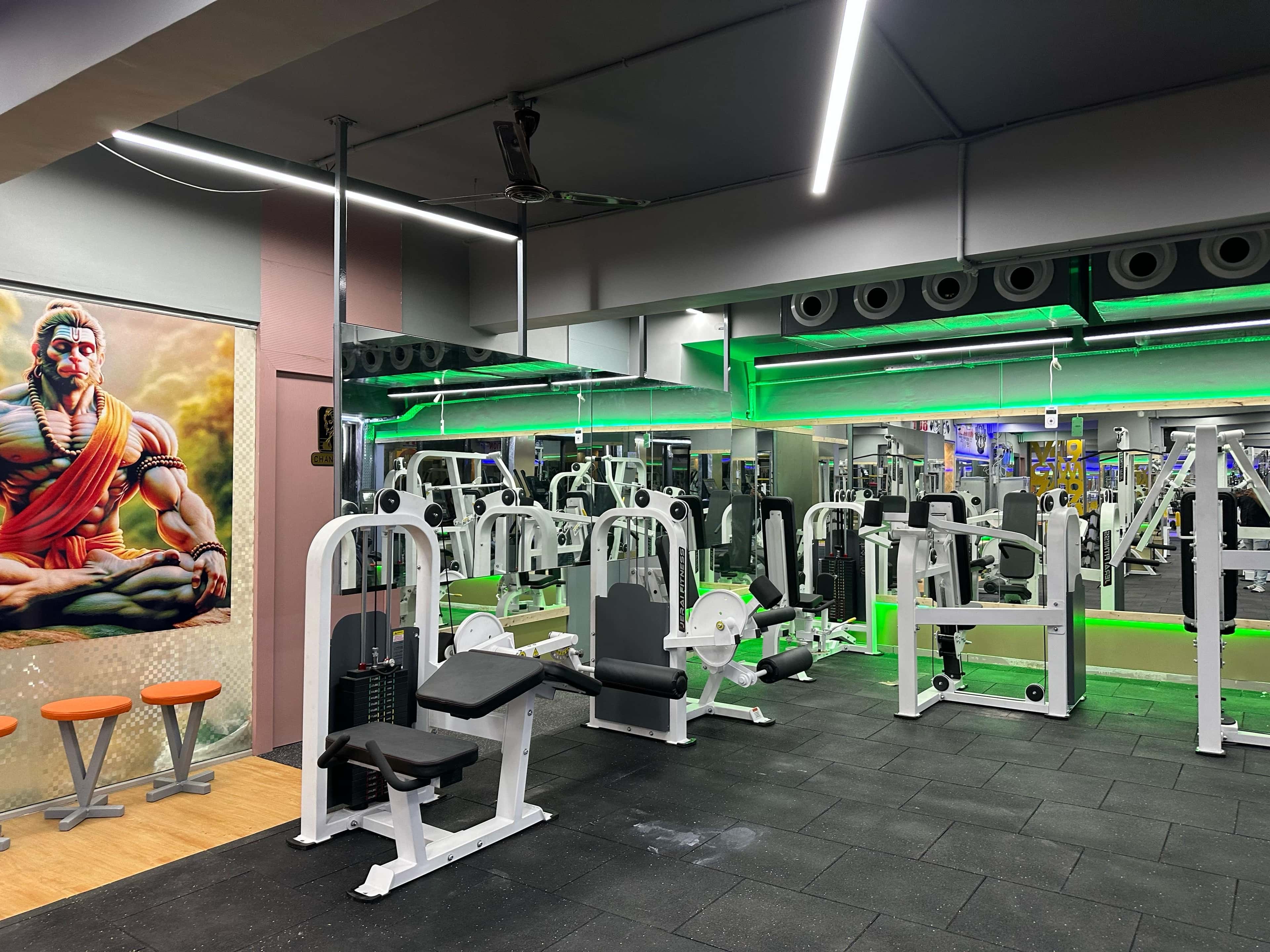 V Four 9 Gym