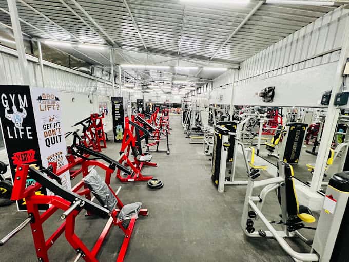 RS Fitness Warehouse Gym