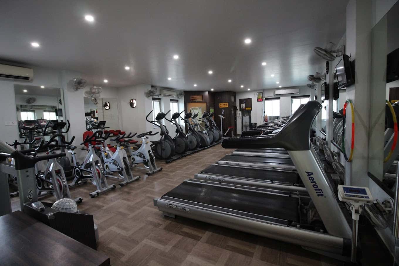 Arora's Fitness World