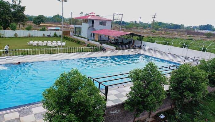 Pahuna Swimming Pool