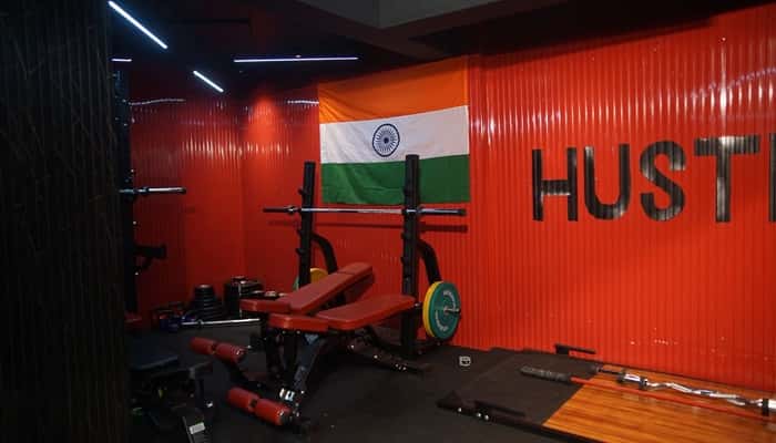 Hustlrs Iron Den