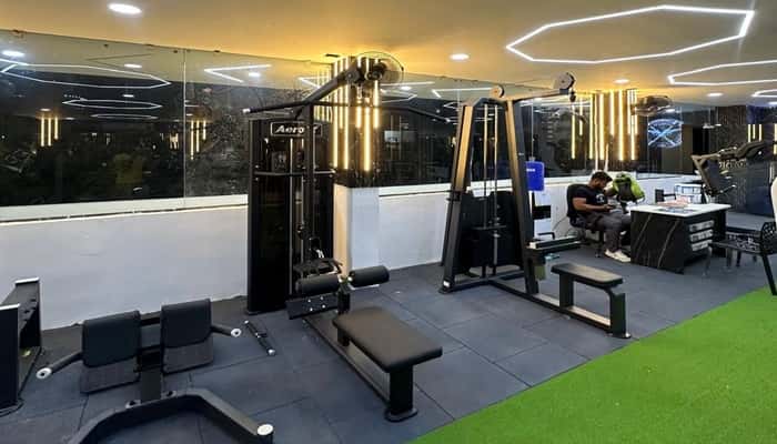 James Bond Unisex Gym