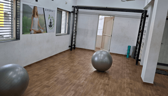 Ami's YOGA & FITNESS Studio