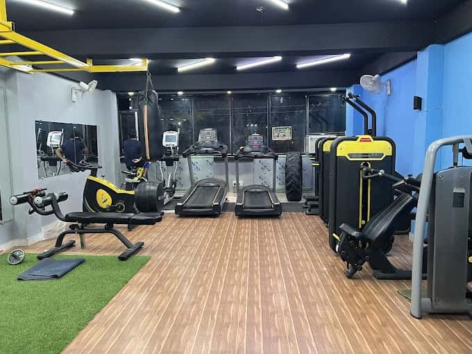 Royal Fitness & Gym