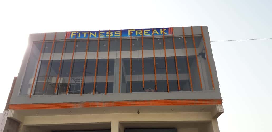 Fitness Freak Unisex Gym