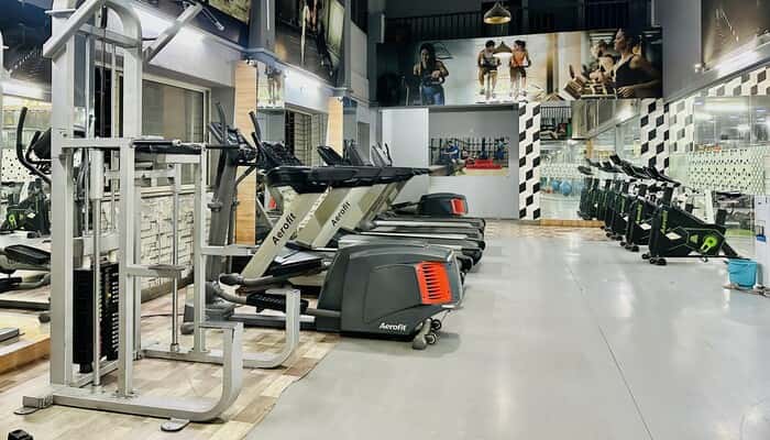 Life Core Fitness Branch 2