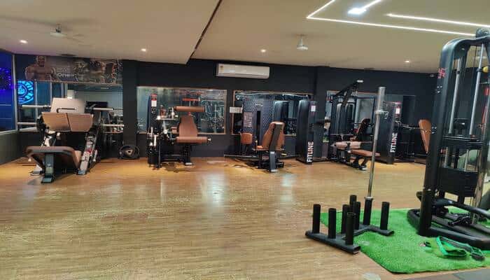 SNR Fitness Point